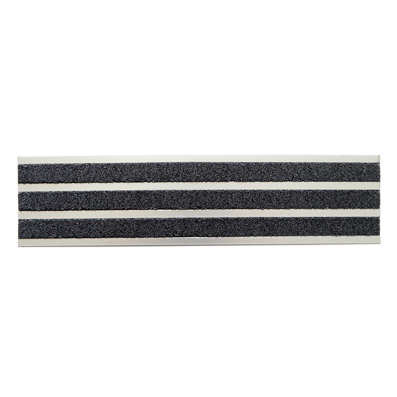 005 black silicon sand stair tread