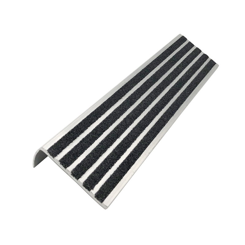 010 Aluminum Carborundum stair tread